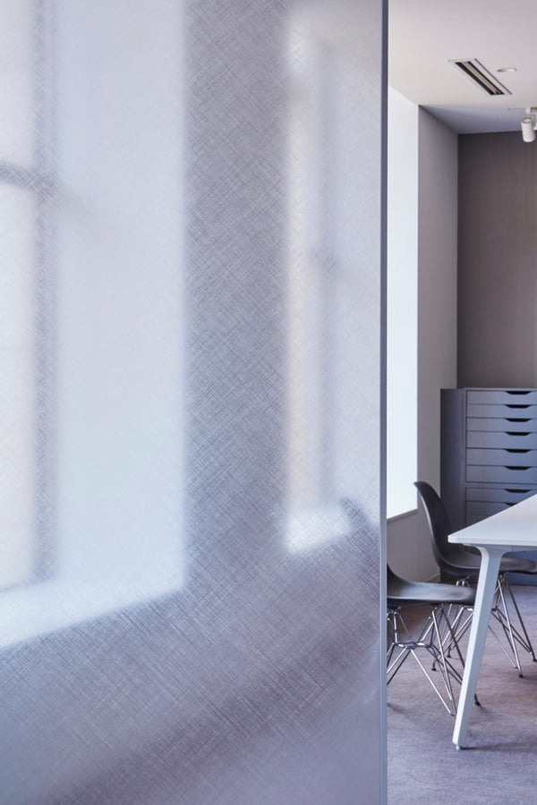 3M™ FASARA™ Glass Finishes Emboss SH2CHMAL, Cross Hairline Matte, Light Gray, 48 in x 98.4 ft, 1 Roll/Case